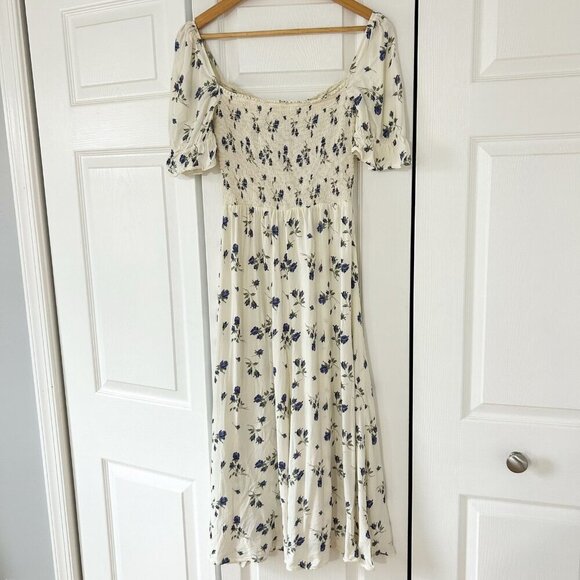 NWOT Reformation Marbella Blue Floral Smocked Puff Sleeve Midi Dress Medium - Picture 10 of 12